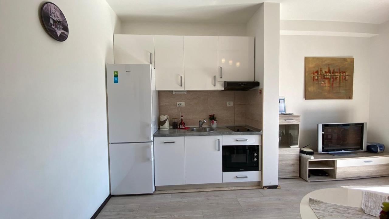 Karina Apartment Budva Bagian luar foto