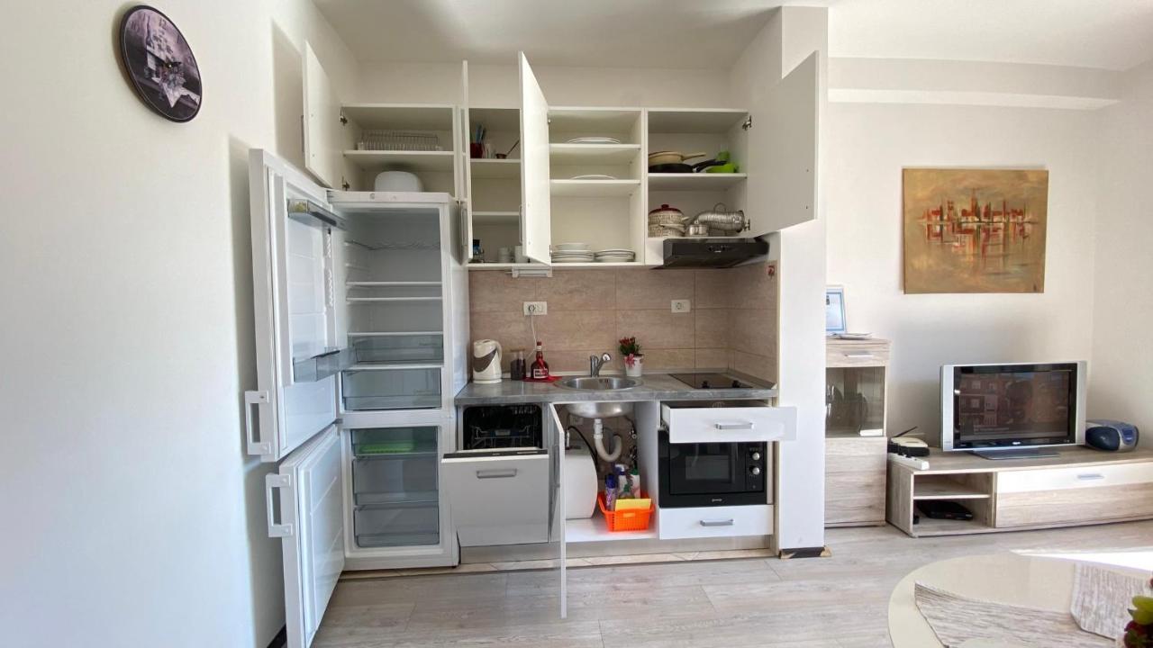 Karina Apartment Budva Bagian luar foto
