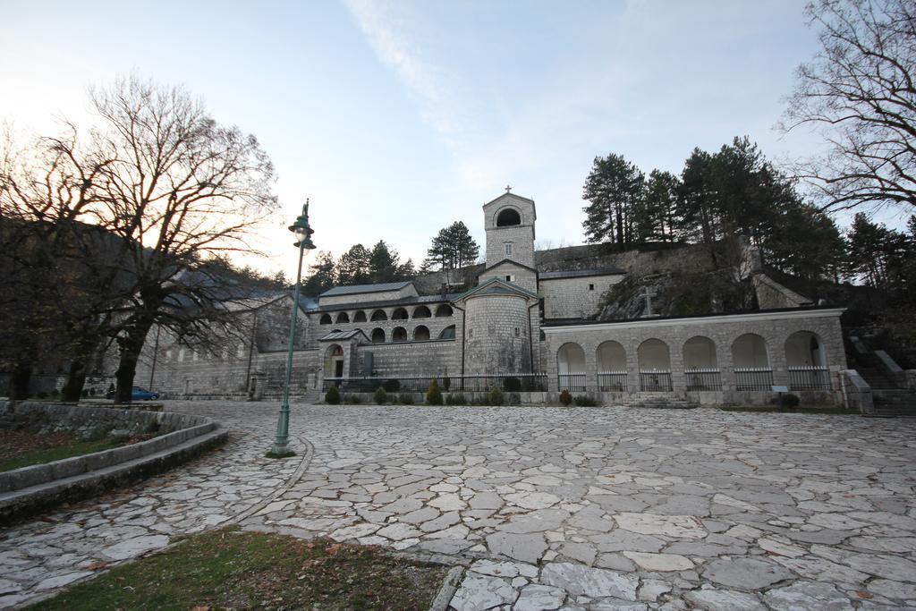 Karina Apartment Budva Bagian luar foto
