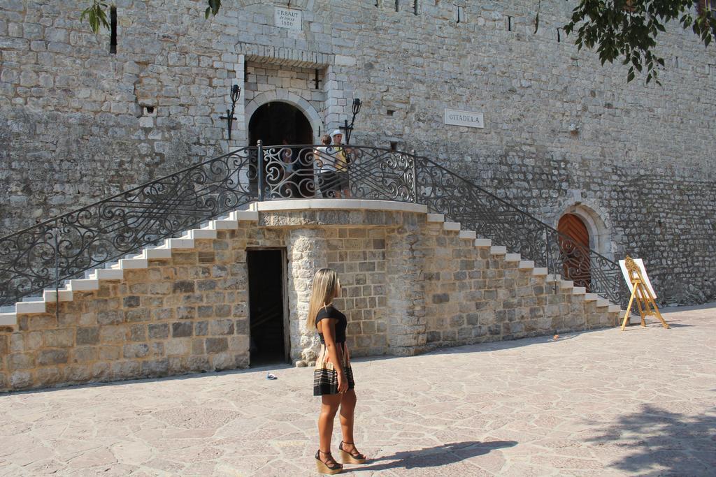 Karina Apartment Budva Bagian luar foto